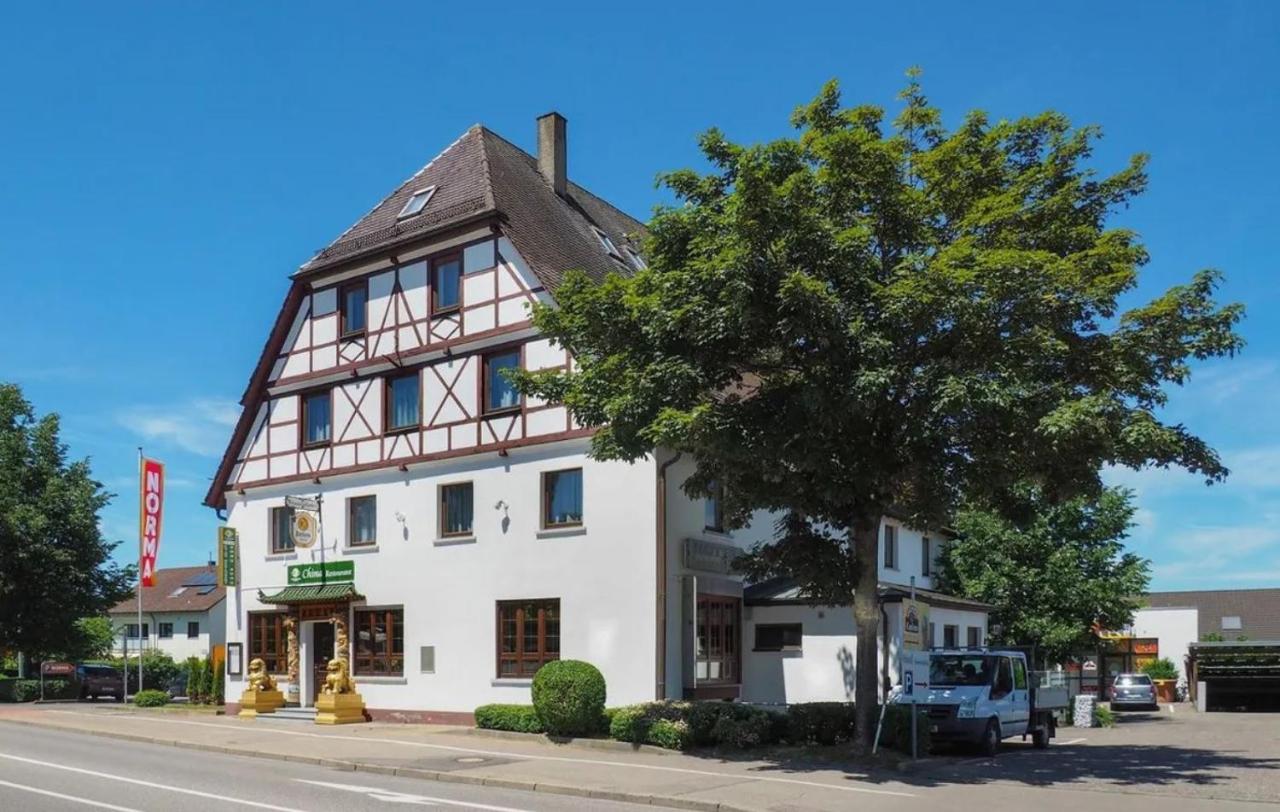 Hotel Sonnenkeller Новый-Ульм Экстерьер фото