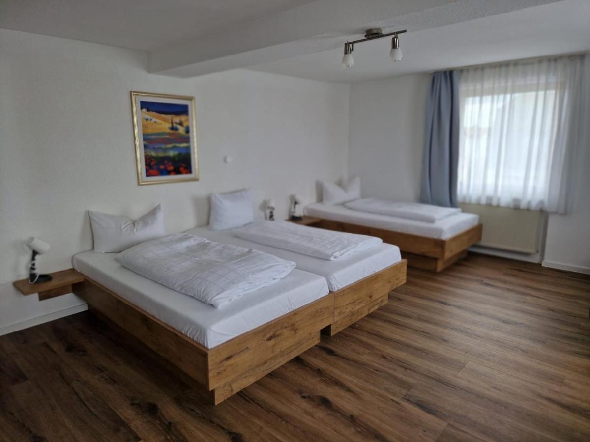 Hotel Sonnenkeller Новый-Ульм Экстерьер фото